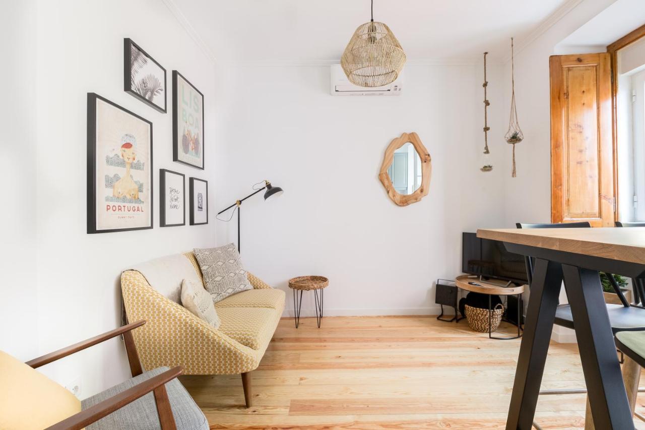 Feel In Stunning Renovated Nest In Graça * Lisboa
